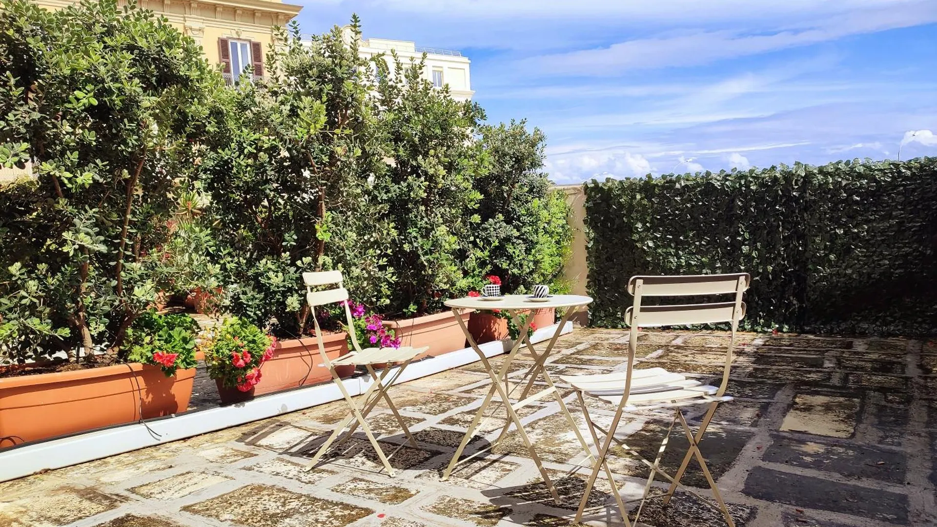 Home Giulia Bari Italy